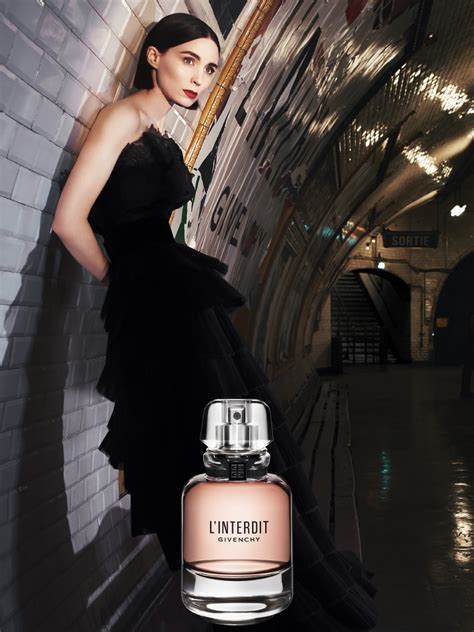 givenchy woman fragrance douglas